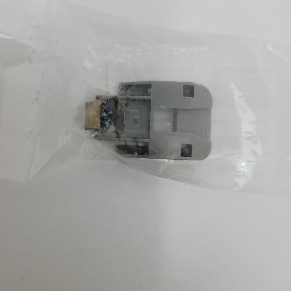 fuel-flap-spring-clip-57651fa040
