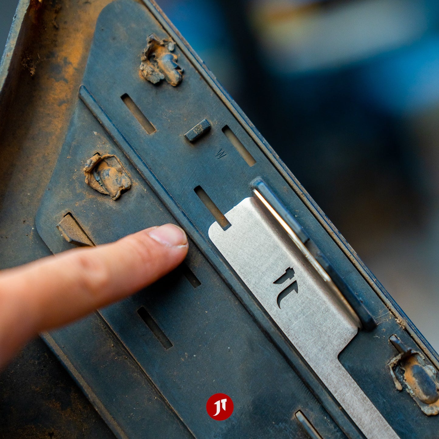 Holden Commodore VY VZ REAR Bumper Tab Replacement Kit