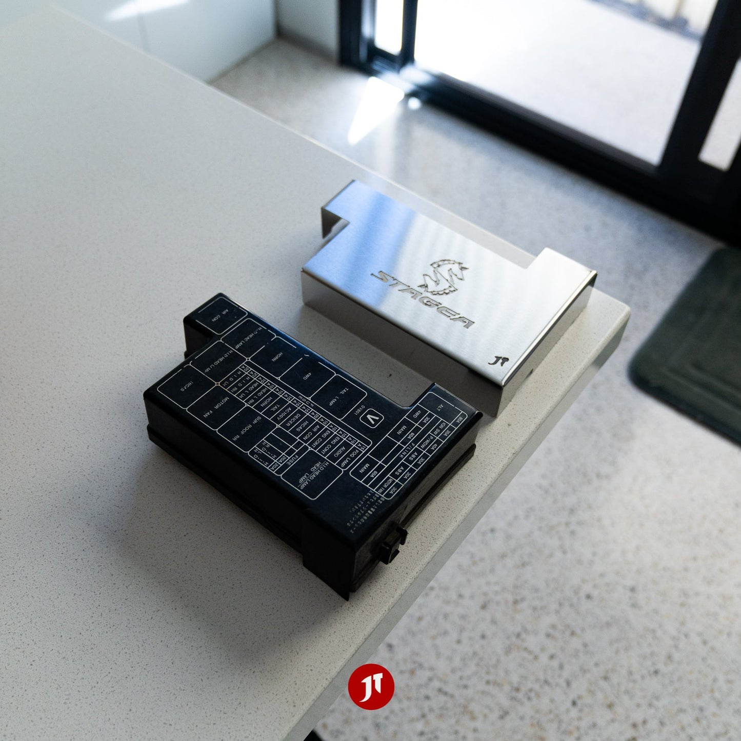 r33-r34-stagea-fuse-box-cover-fuse-box-cover