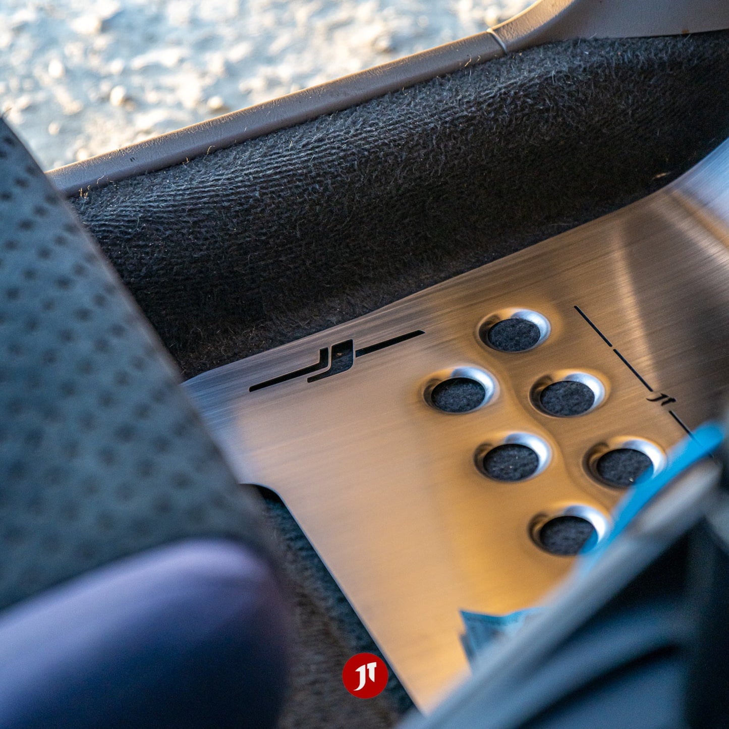 forester-sg-driver-and-passenger-floor-plates-rhd