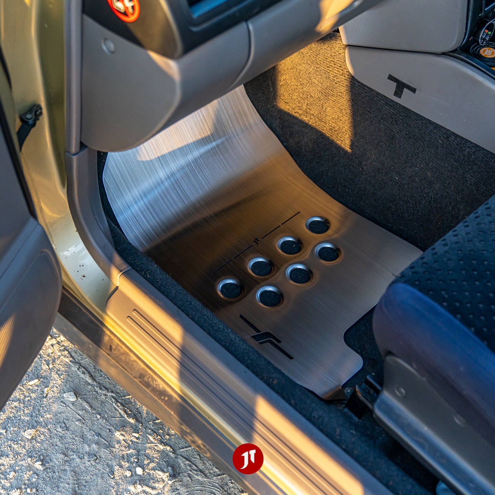 forester-sf-floor-plates-rhd