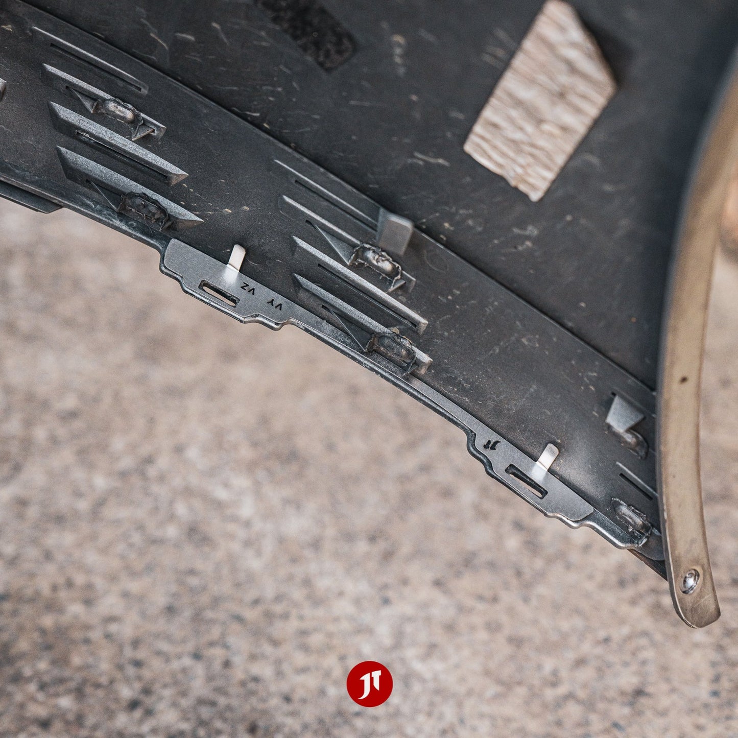 holden-commodore-vy-vz-front-bumper-repair-plates-pair