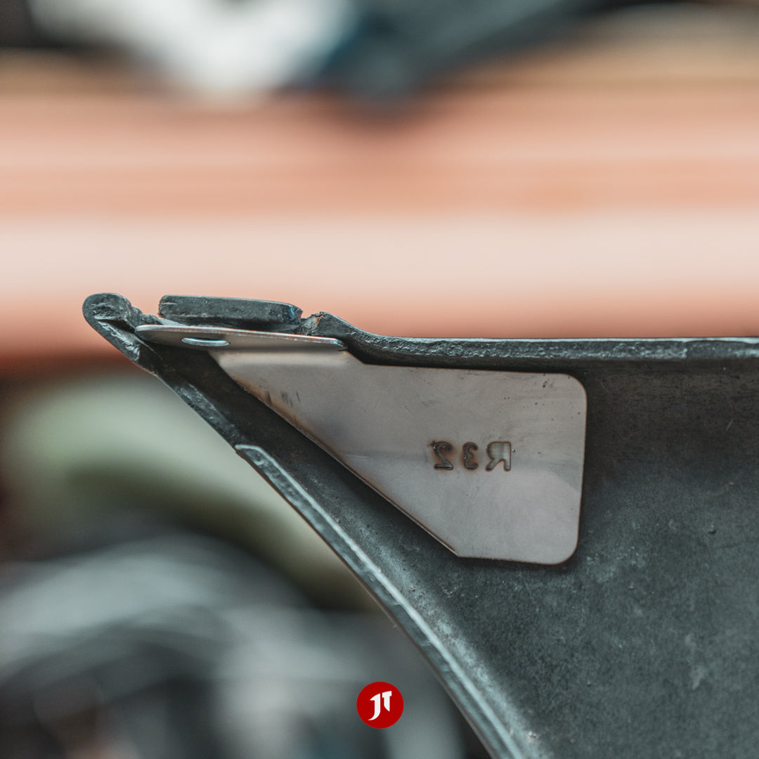 r32-front-bumper-repair-plates-pair