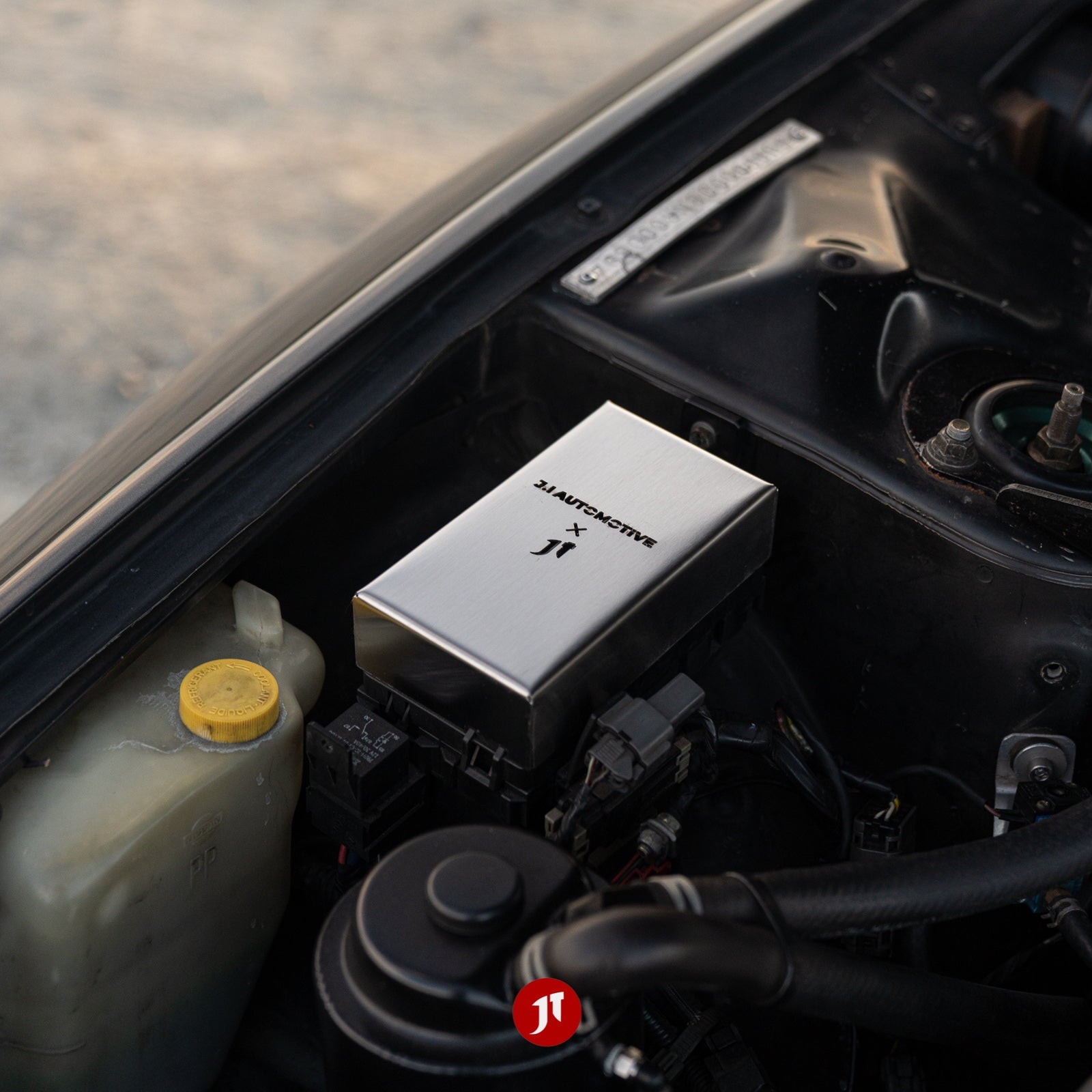 nissan-r32-fuse-box-cover