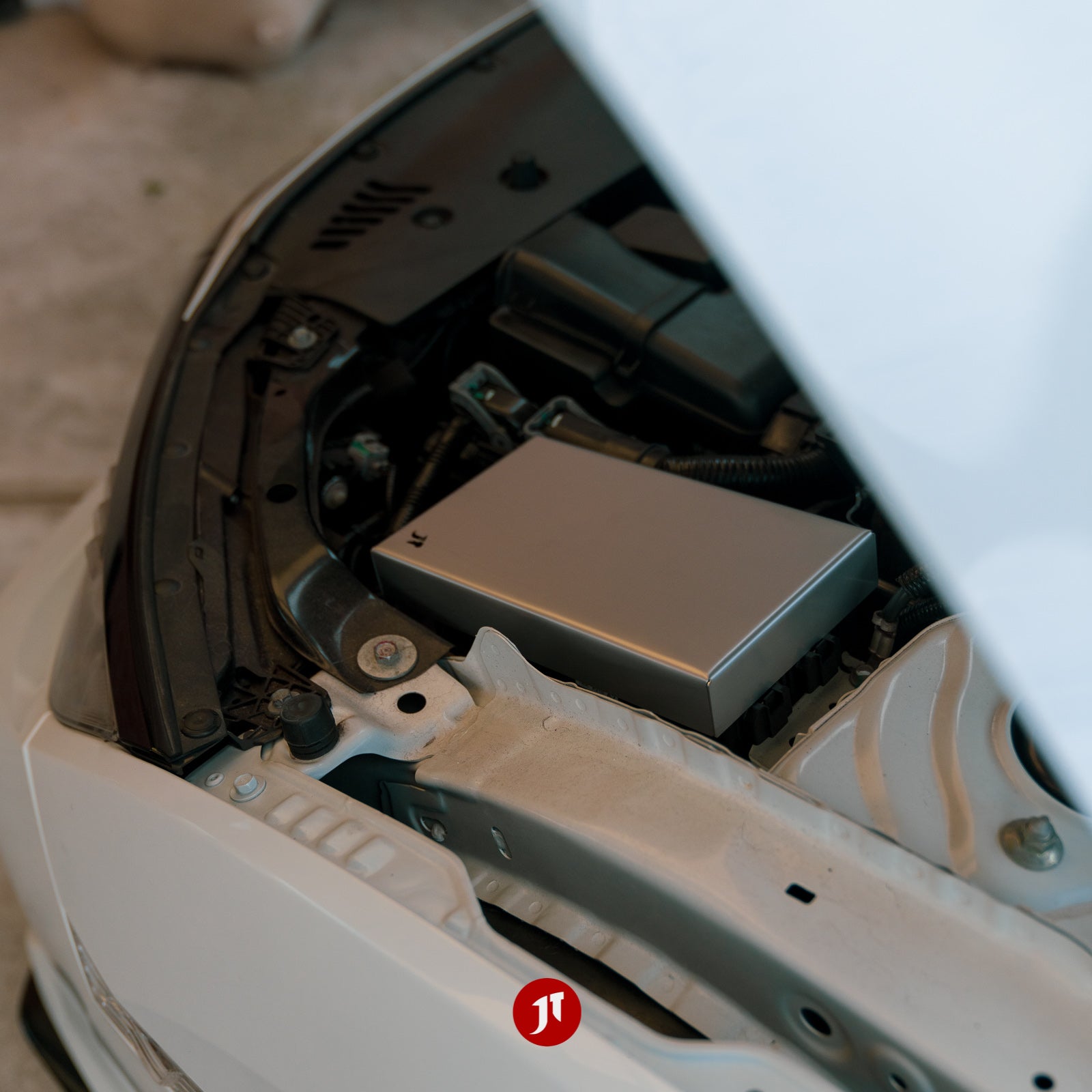 fk4-fk8-fuse-box-cover