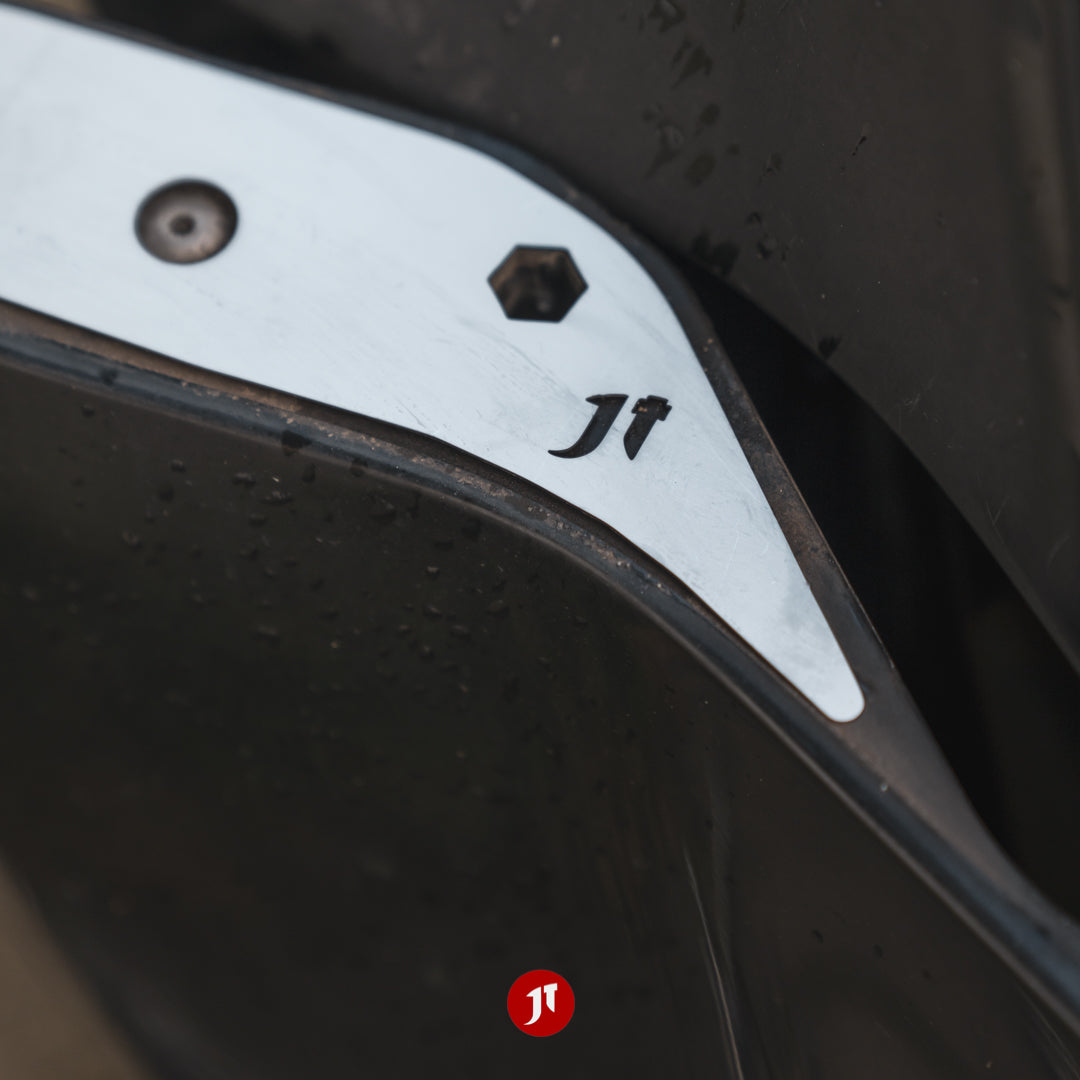 holden-commodore-ve-front-bumper-repair-plates-pair