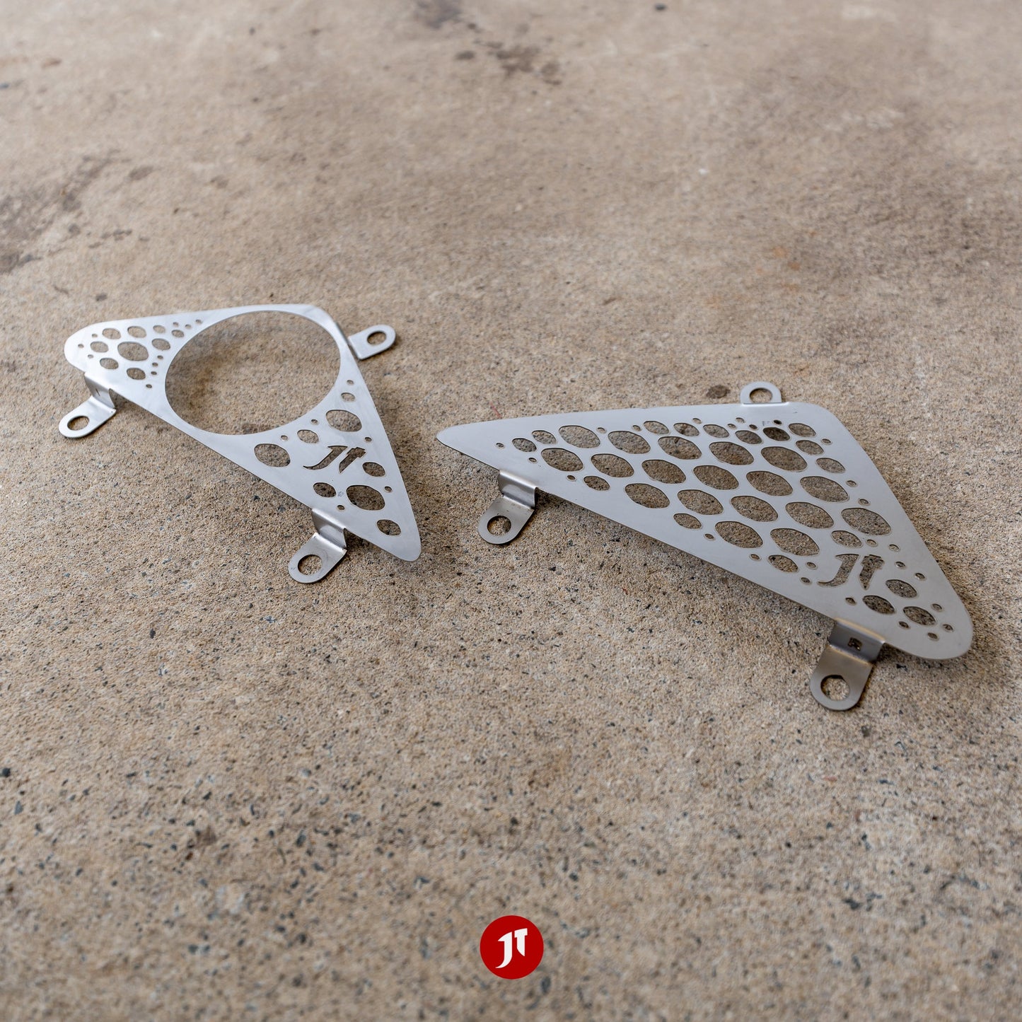fn2-civic-exhaust-grilles-pair