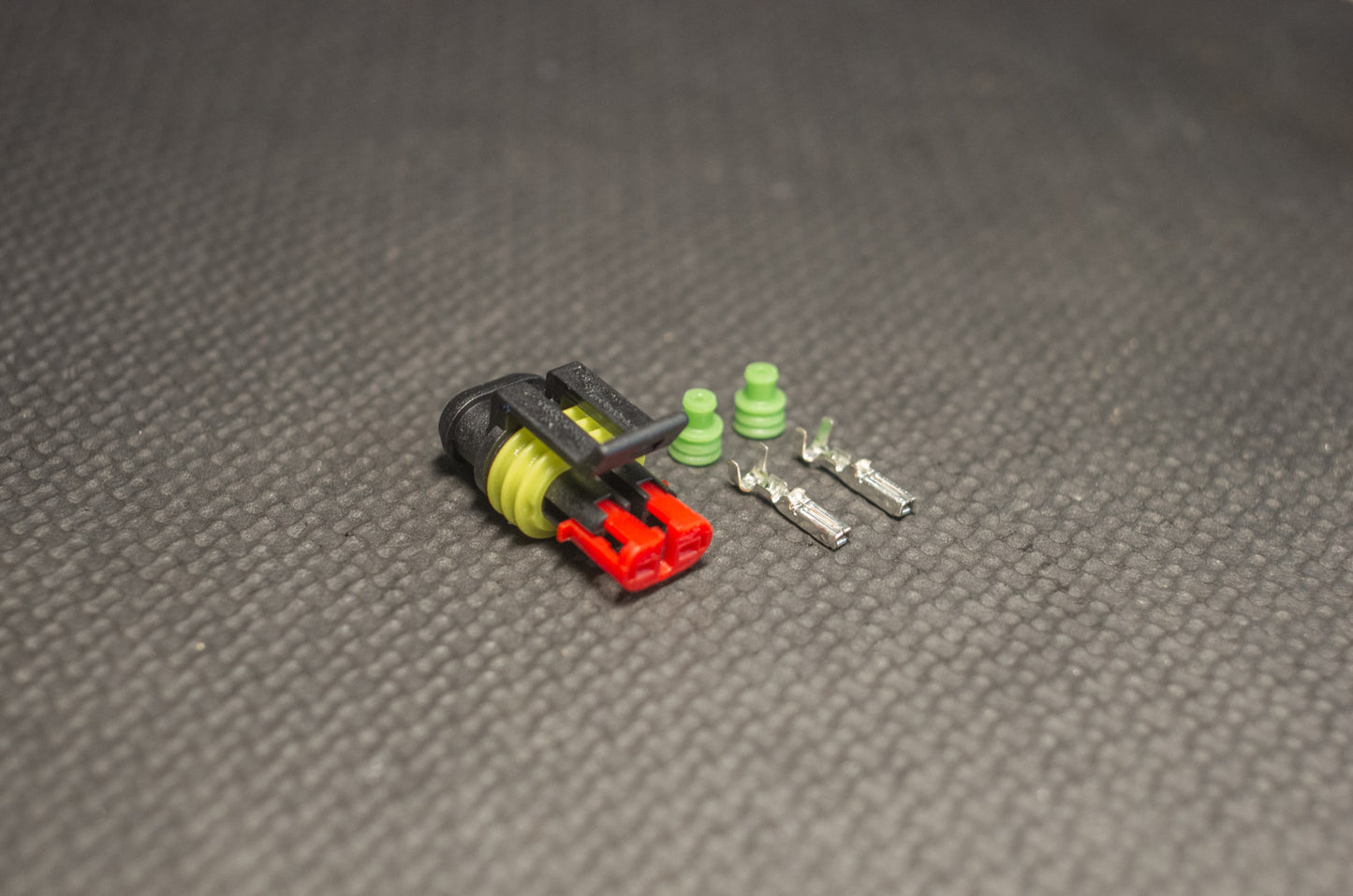 TE Connectivity AMP SuperSeal-1.5 2 way plug