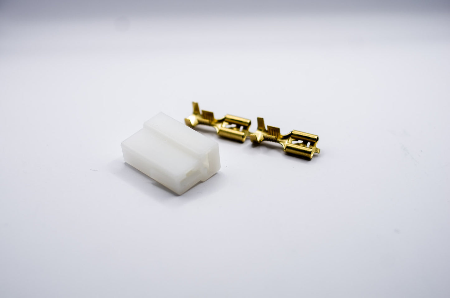 TE Connectivity 2 Pin Spade Connector