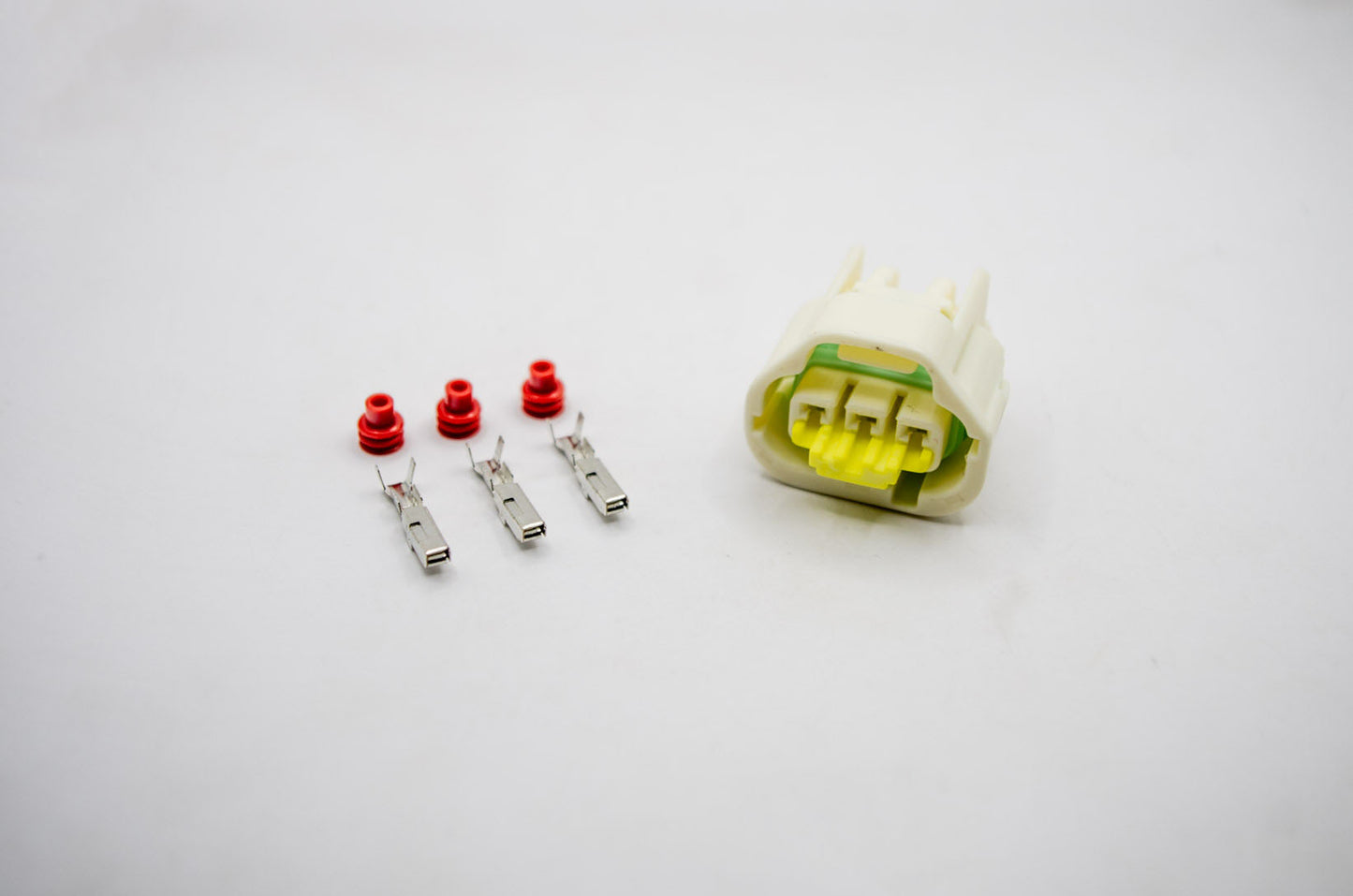 Yazaki 090II-3S-3 Connector