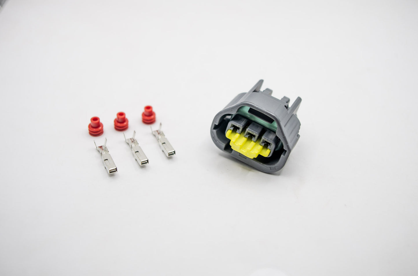 Yazaki 090II-3S-5 Connector