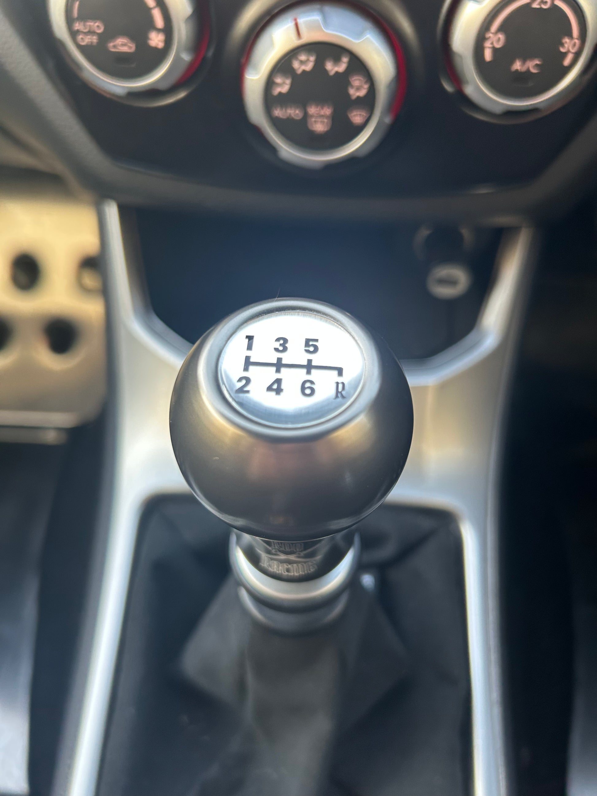 roo-racing-hybrid-shift-knob