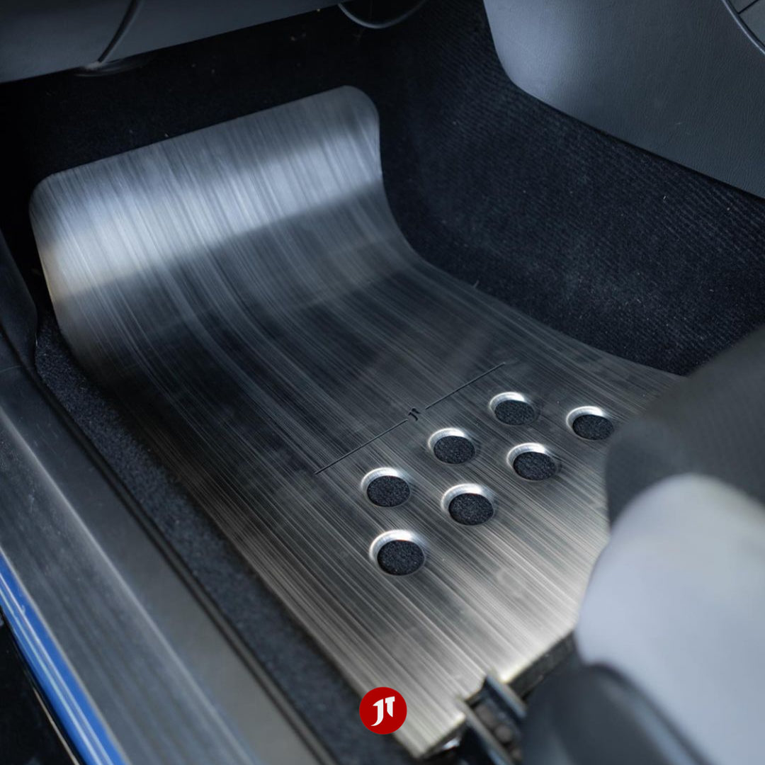 wrx-gd-driver-and-passenger-floor-plates