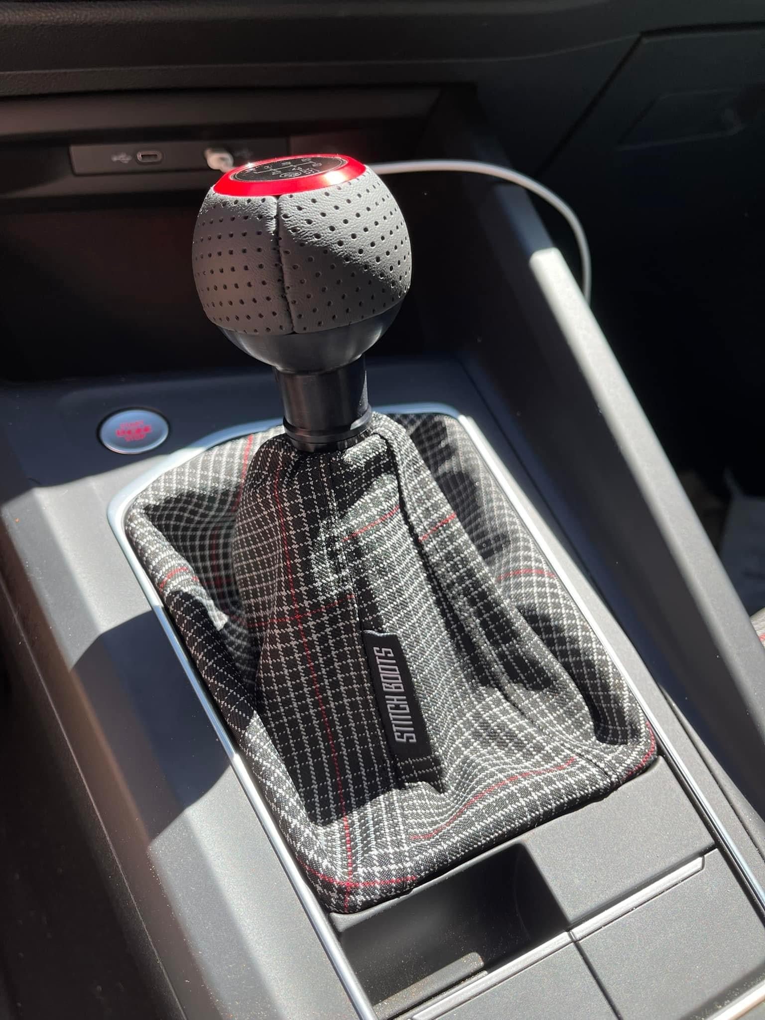 mk8-gti-plaid-shift-boot