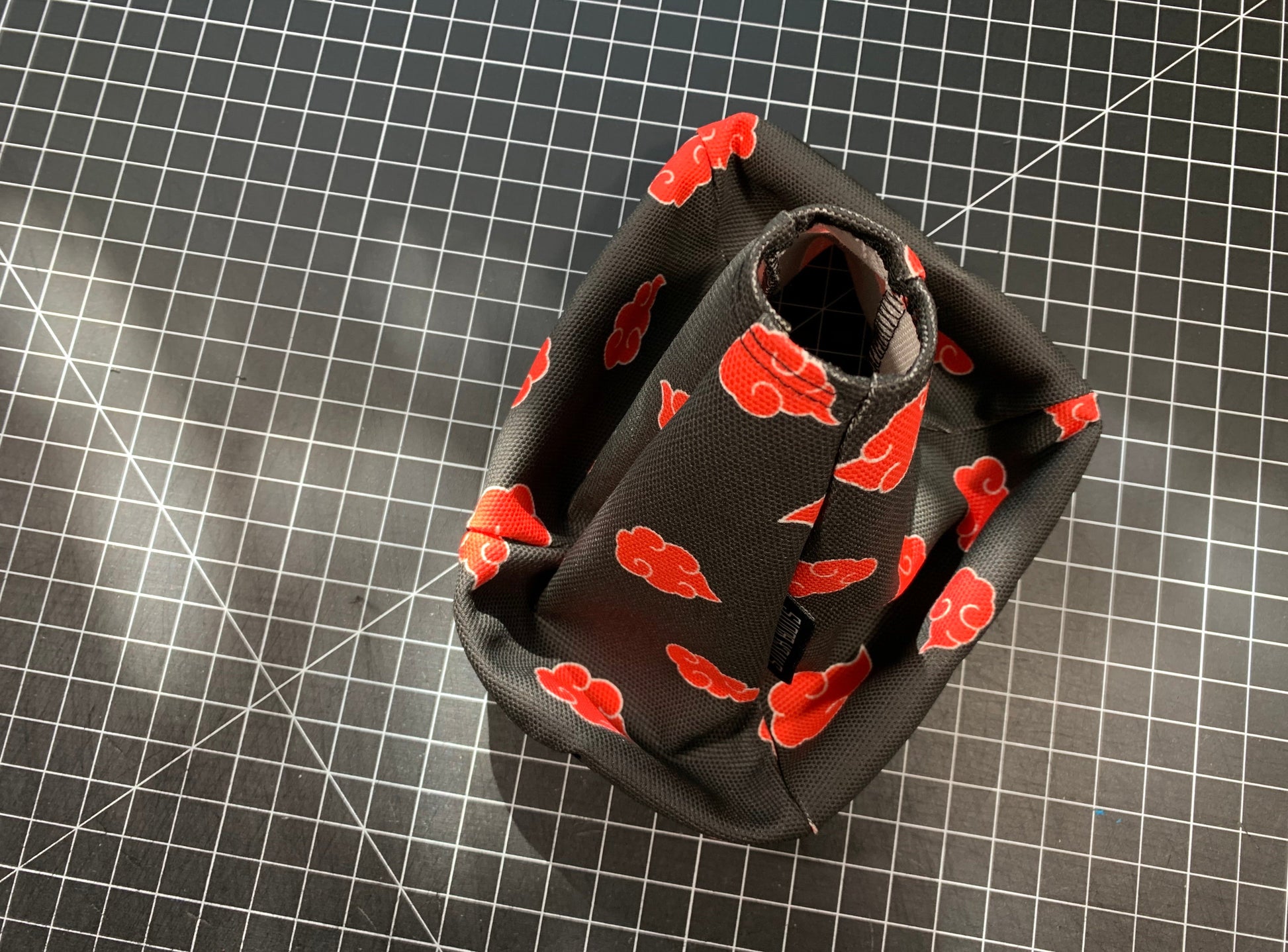 red-clouds-canvas-shift-boot