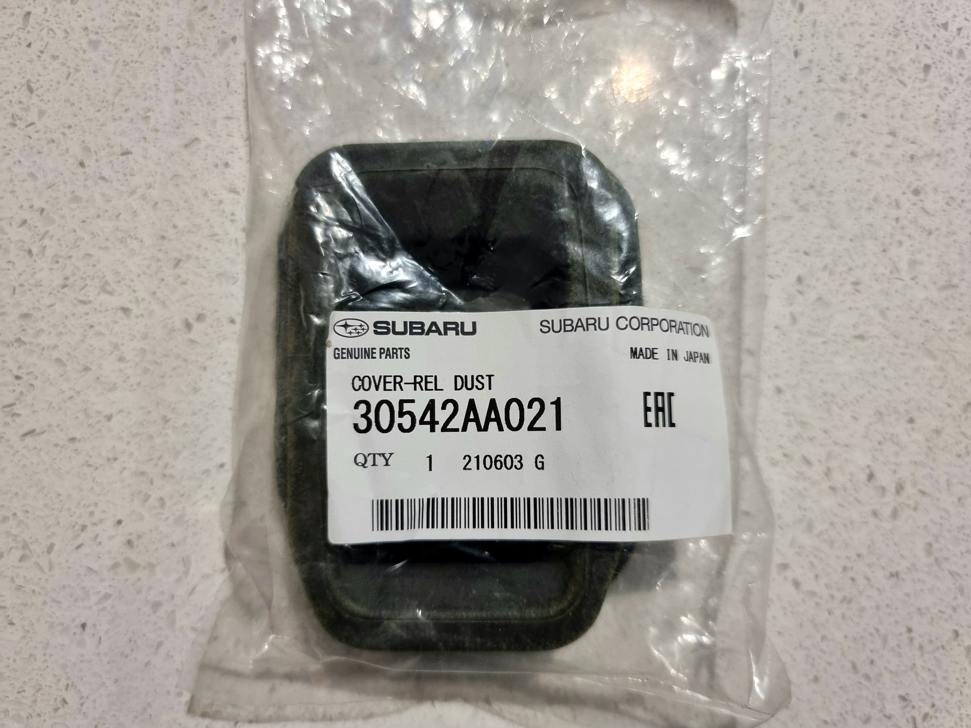 subaru-dust-cover-clutch-fork-5-speed