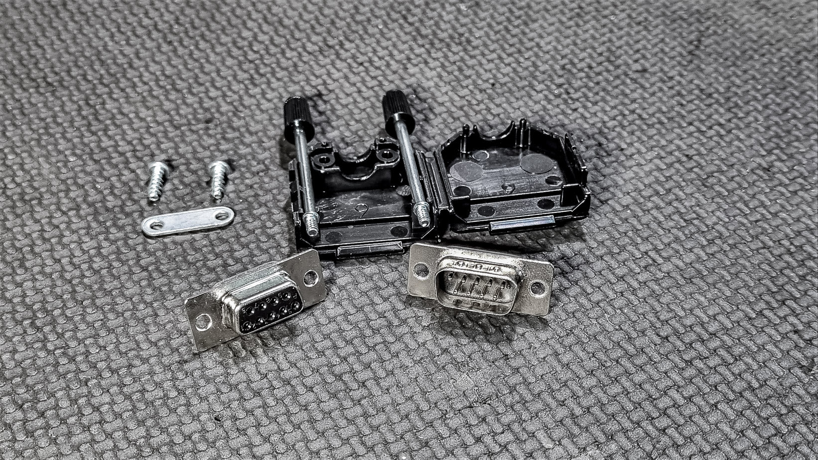 9 Pin RS-232 (DB9) Serial Connector Kit