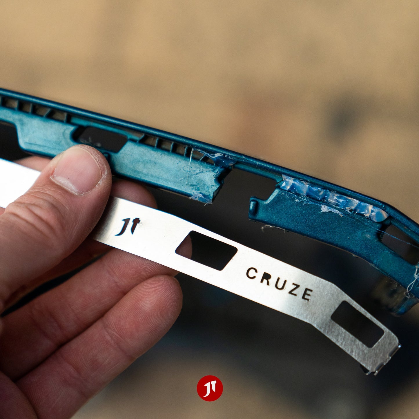 Holden / Chevrolet Cruze (1st Gen) Bumper Repair Plates - Pair