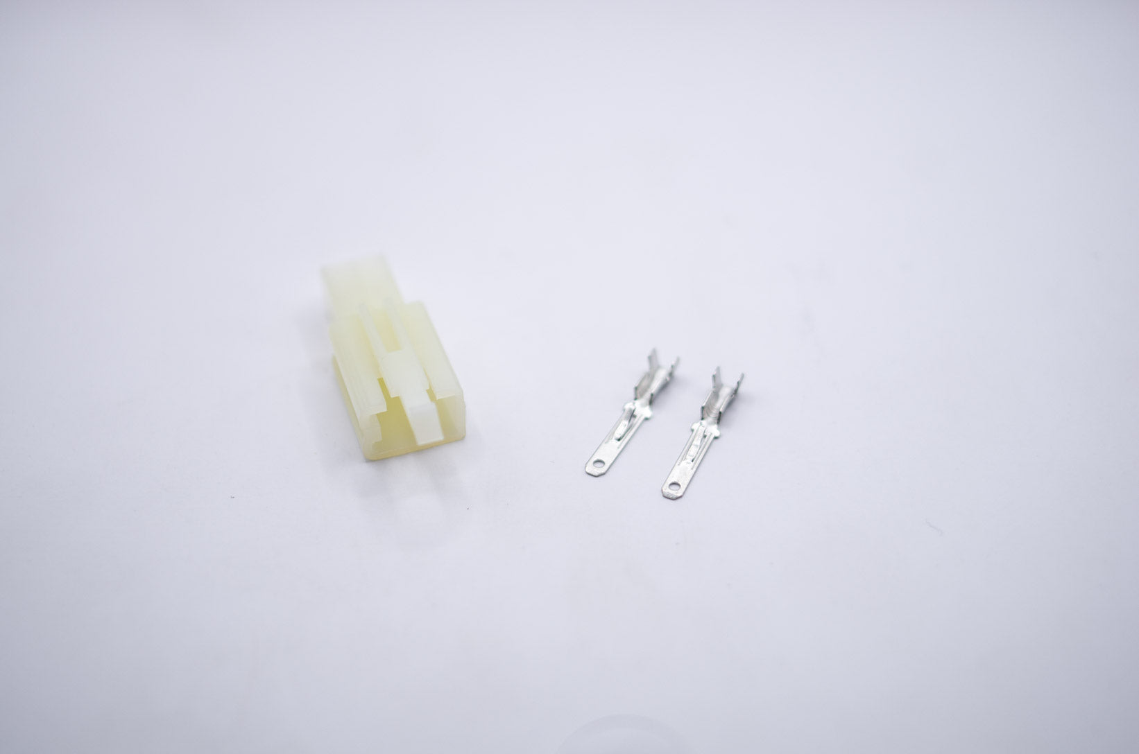 Sumitomo MTW-2P Connector