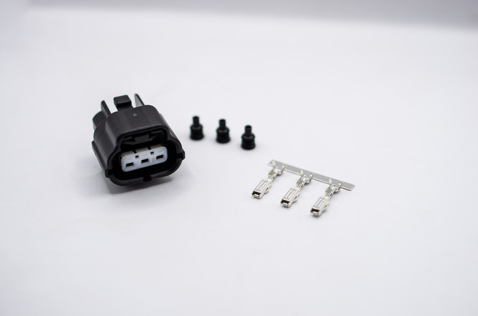 TE Connectivity ESJ-3S Connector